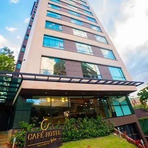 Cafe 4*, Medellín Colombia